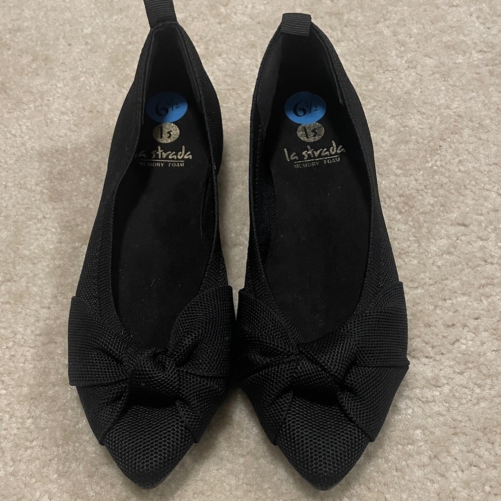 Strada Black Bow Flats for Women